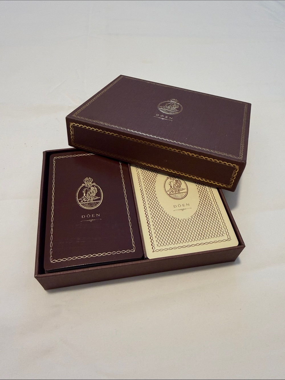 DOEN double set playing cards